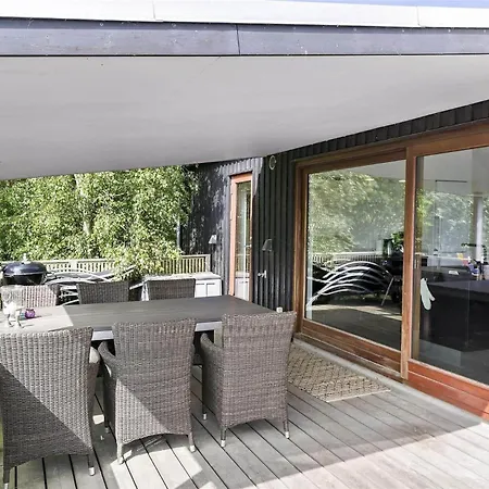 1328-aakirkeby-poserevaenget-34 Semesterbostad