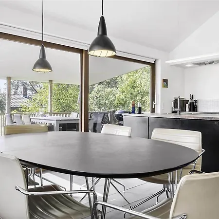 1328-aakirkeby-poserevaenget-34 Semesterbostad